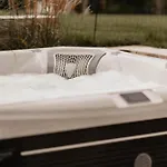 Apartment Idyllisches Mit Exklusivem Whirlpool